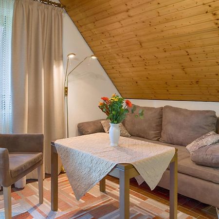 Drei Tannen - Wohnung 12 - Apartmenthaus, Titisee, Nahe Badeparadies ภายนอก รูปภาพ